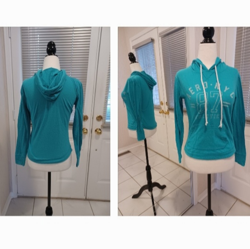 4/$40 Hooded Long Sleeve Tee - Size Small